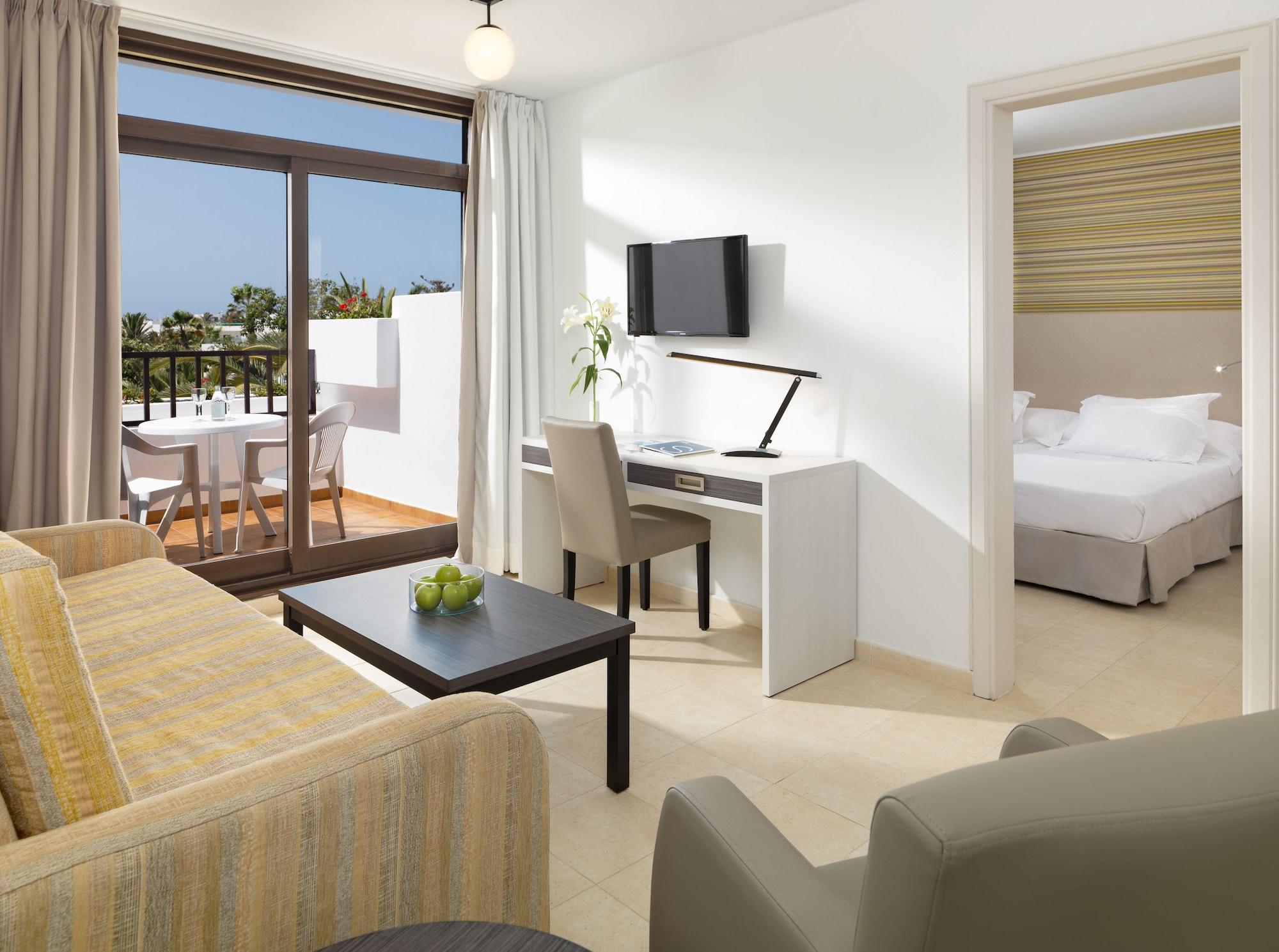 H10 Suites Lanzarote Gardens Costa Teguise Exteriör bild