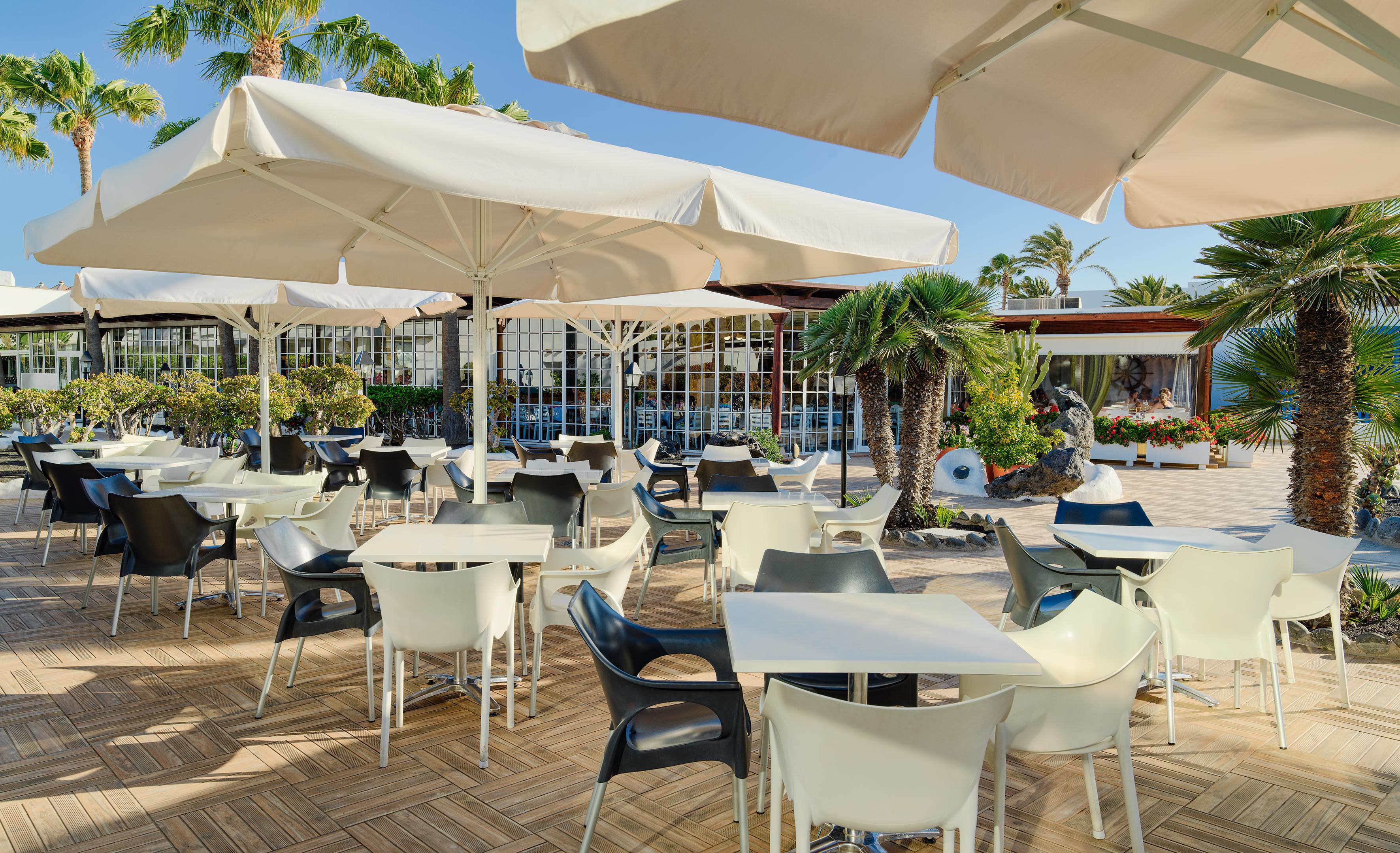 H10 Suites Lanzarote Gardens Costa Teguise Exteriör bild