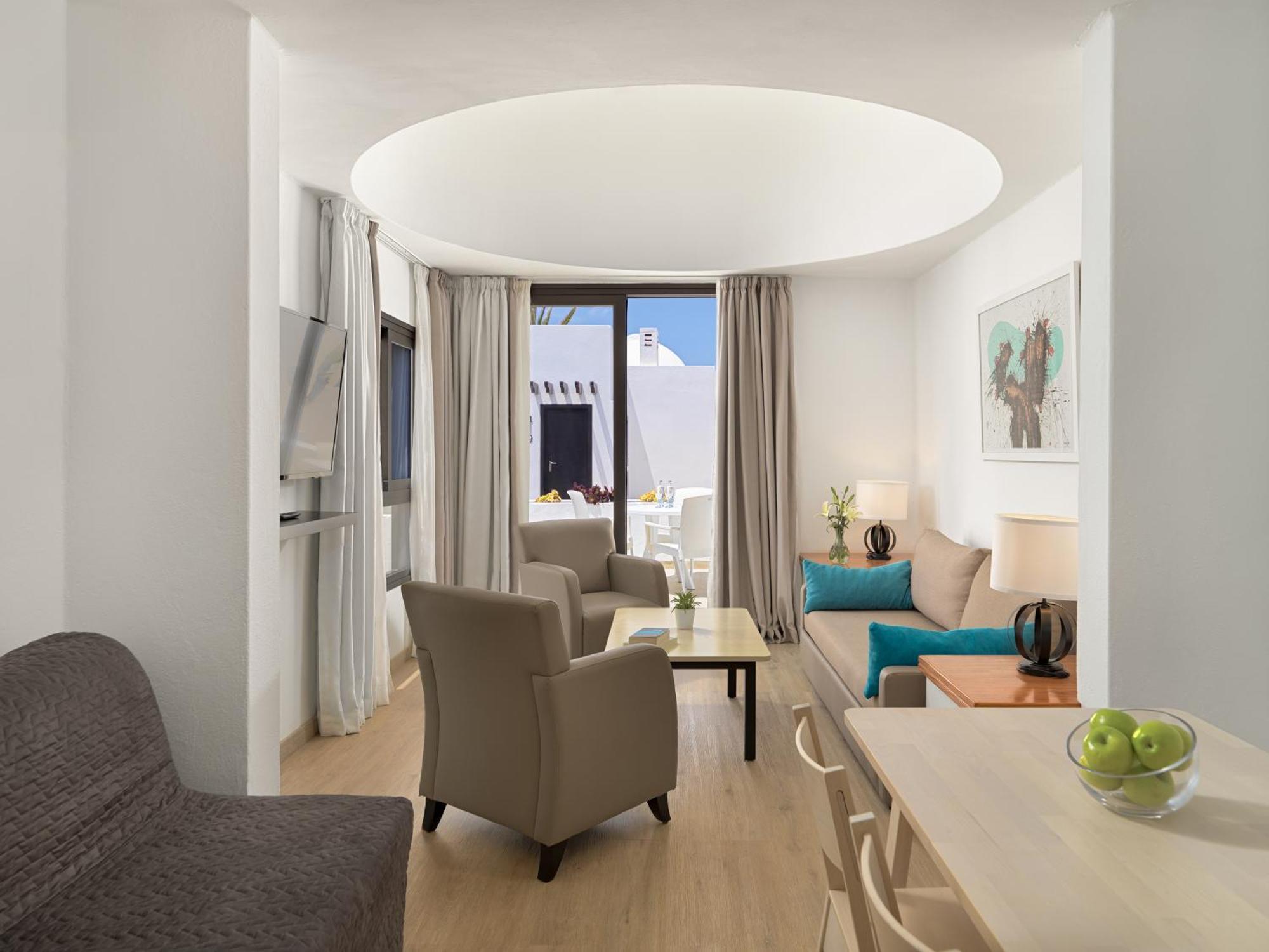 H10 Suites Lanzarote Gardens Costa Teguise Exteriör bild