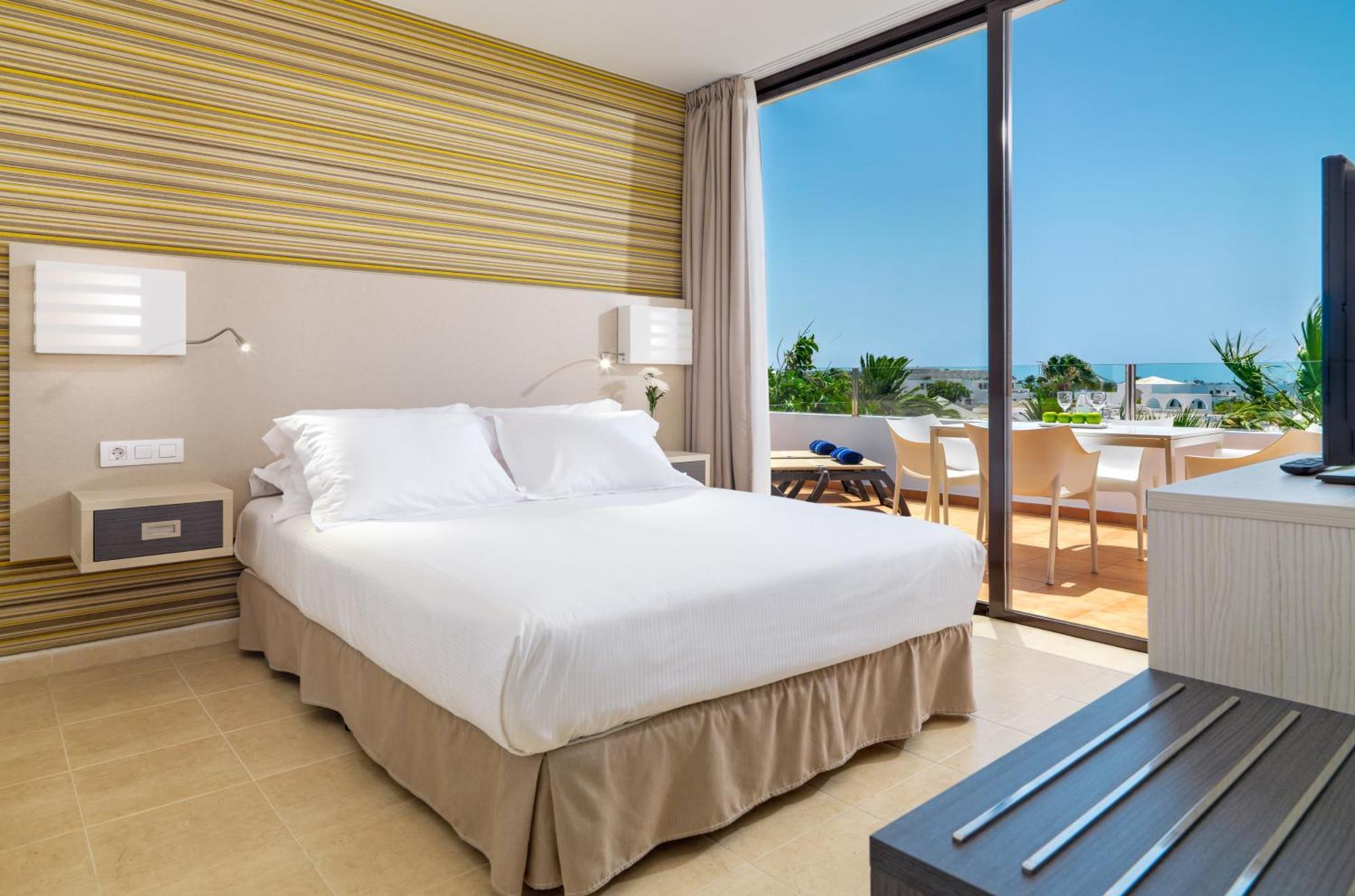 H10 Suites Lanzarote Gardens Costa Teguise Exteriör bild